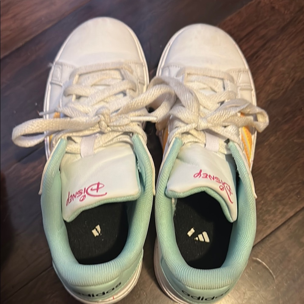 Disney adidas Kids Shoes - White and Yellow - Picture 4 of 7
